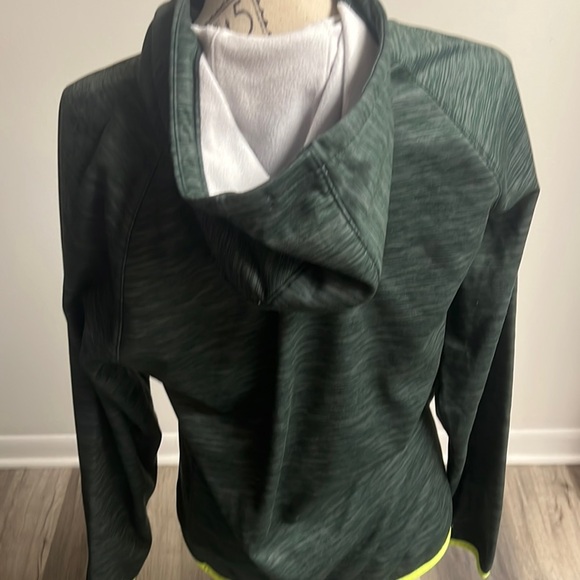 Men’s Green & Neon Yellow Hoodie! - Picture 6 of 11